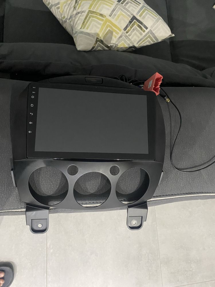 Radio Android mazda 2