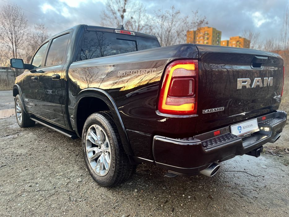 DODGE RAM 1500 LARAME 4X4 wynajem z wykupem w kwocie od 7290zł BEZ BIK