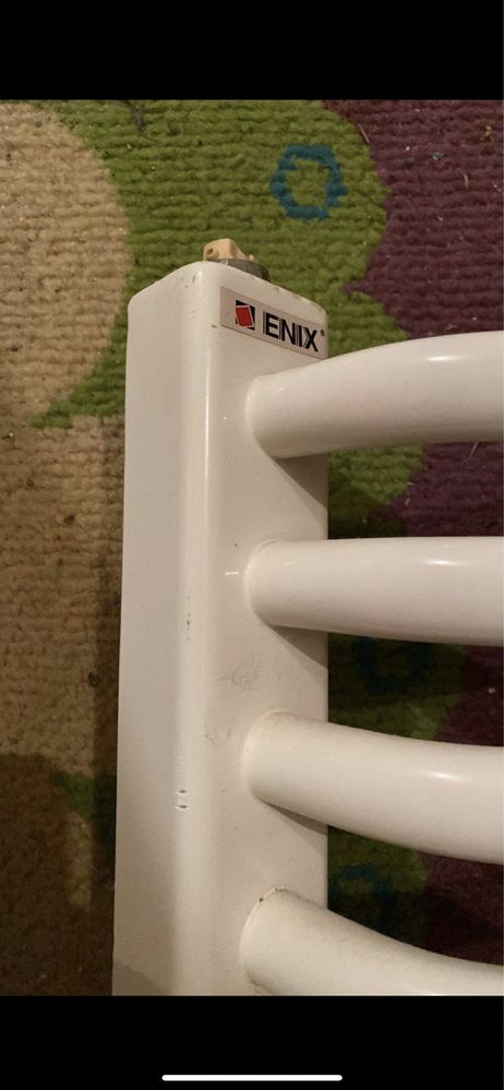 Grzejnik lazienkowy ENIX    PILNIE !
