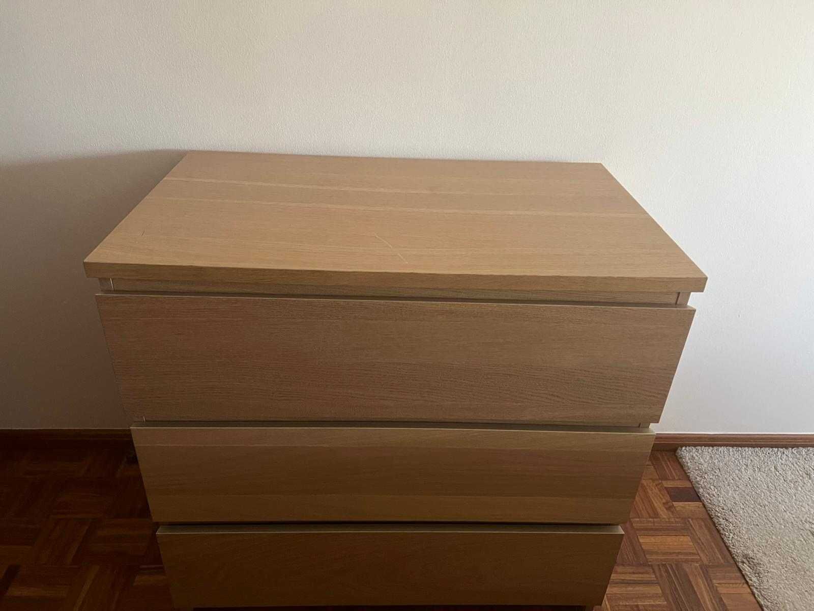 Cómoda MALM ikea