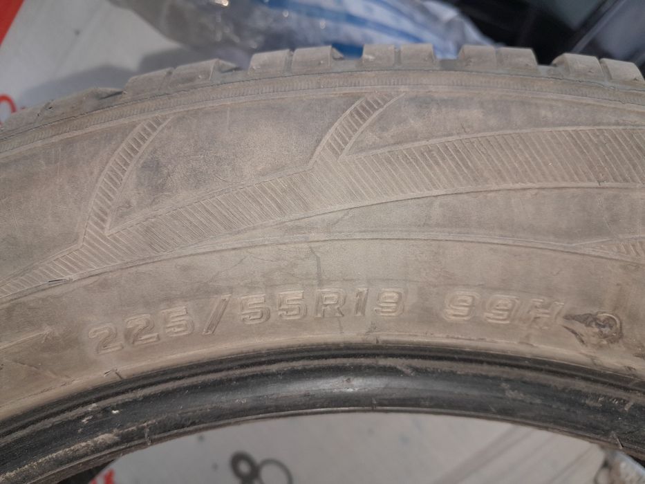 Opony zimowe Falken 225/55/19