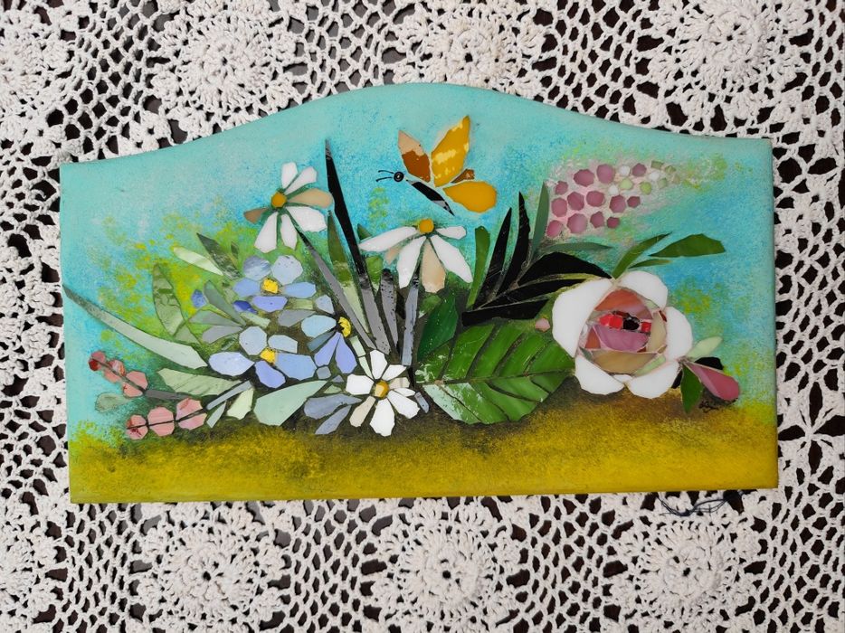 Ręcznie robiona, artystyczna mozaika ze szkła witrażowego