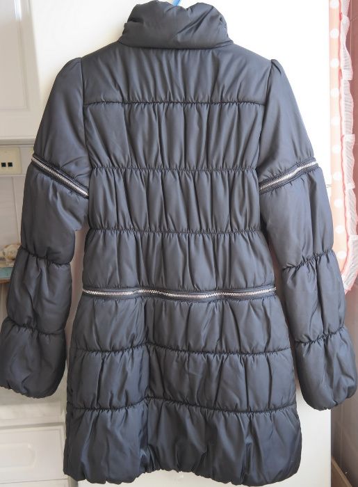 Новая деми куртка Be First р. М