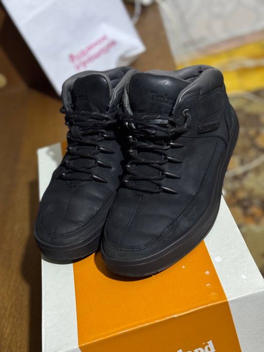 Продам черевики Timberland
