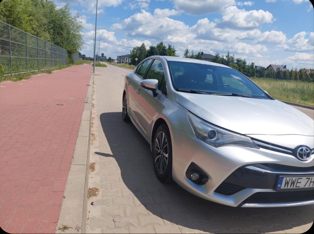 Toyota Avensis T27