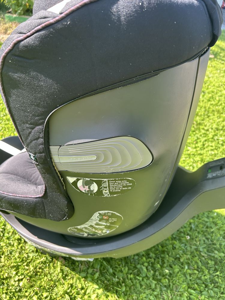 Cybex Sirona S i-Size – fotelik 0-18 kg - Deep Black