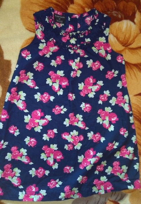 Фирменно (Faded Glory) платье-сарафан на девочку 2-3 года