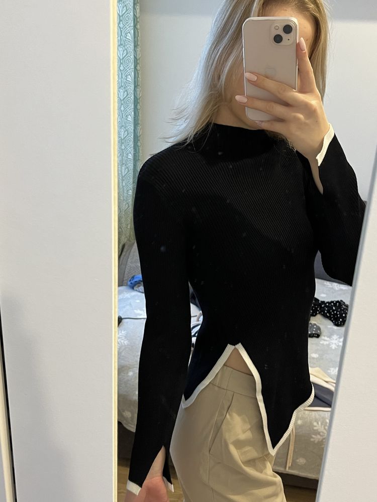 Asymetryczny cienki dopasowany sweter