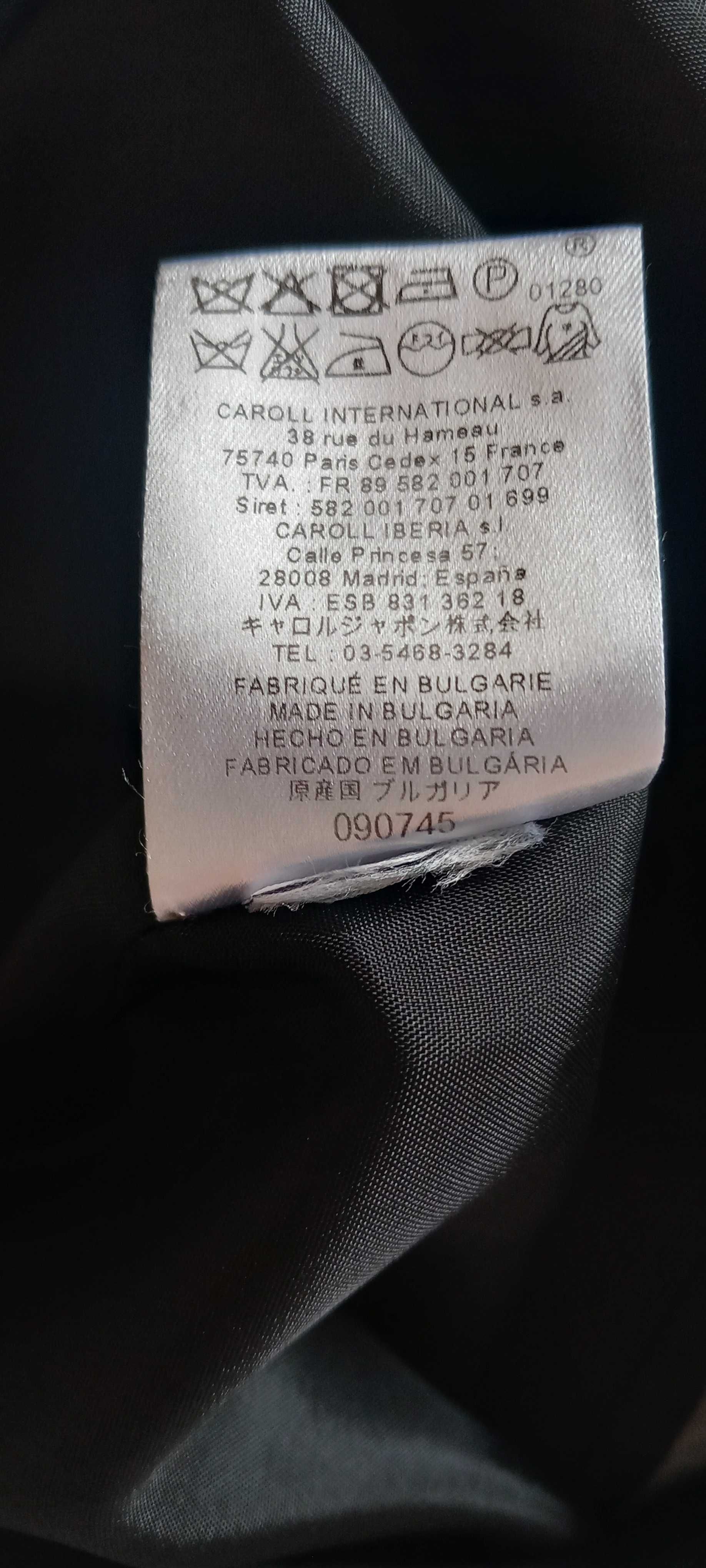 Saia com pregas e fivelas de meia estação Caroll 40 como nova