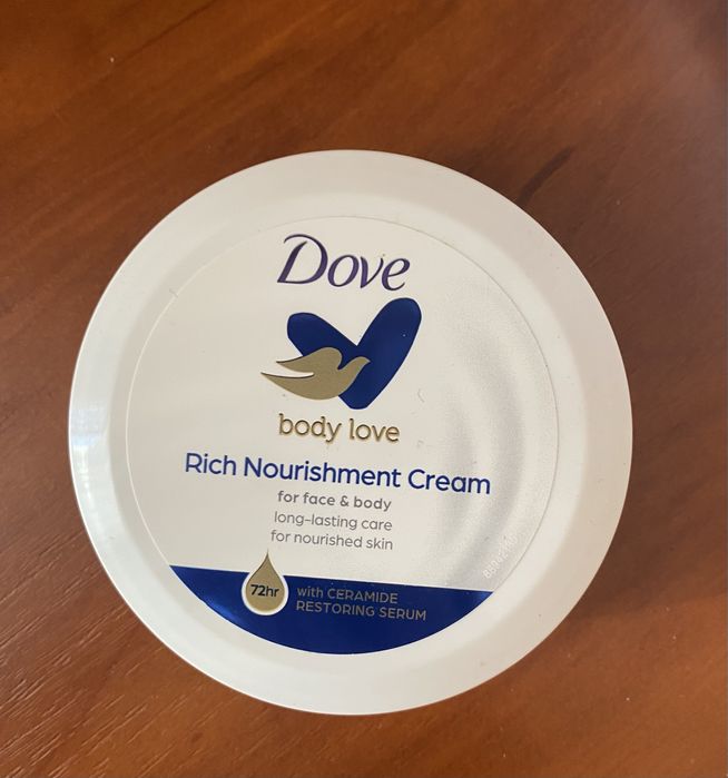 Крем Dove для обличчя