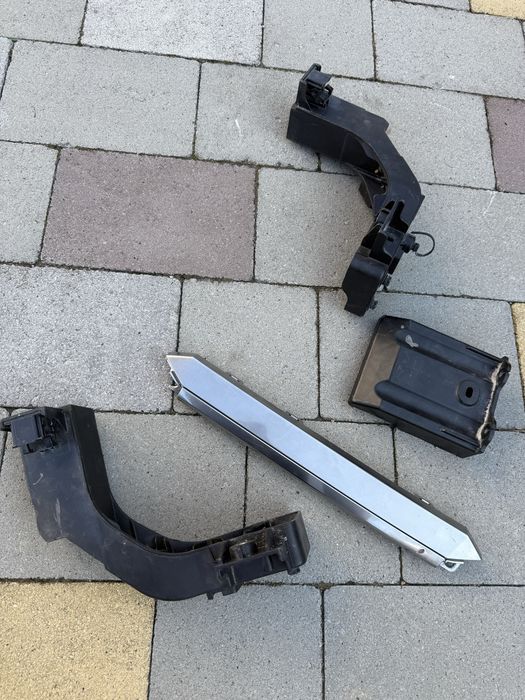 Кронштейн фар радара молдинг Kia Niro EV2