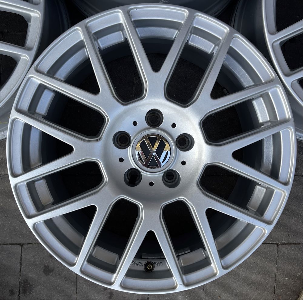 Диски R17 5x112 Et45 7.5J. Passat Golf T-Roc NMS Audi Skoda