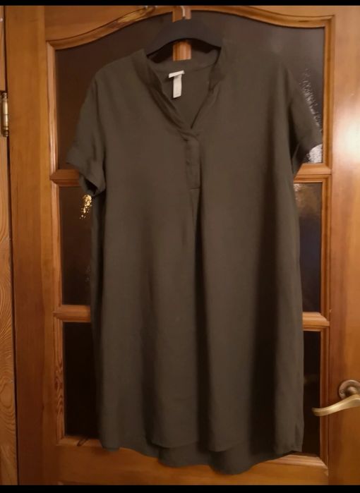 Sukienka oliwkowa z h&m.