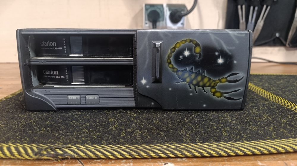 Zmieniarka Clarion CDC 1205