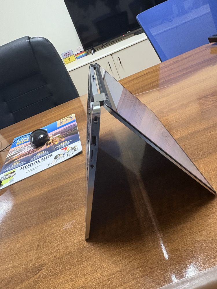 Dell Latitude 7400 2-in-1