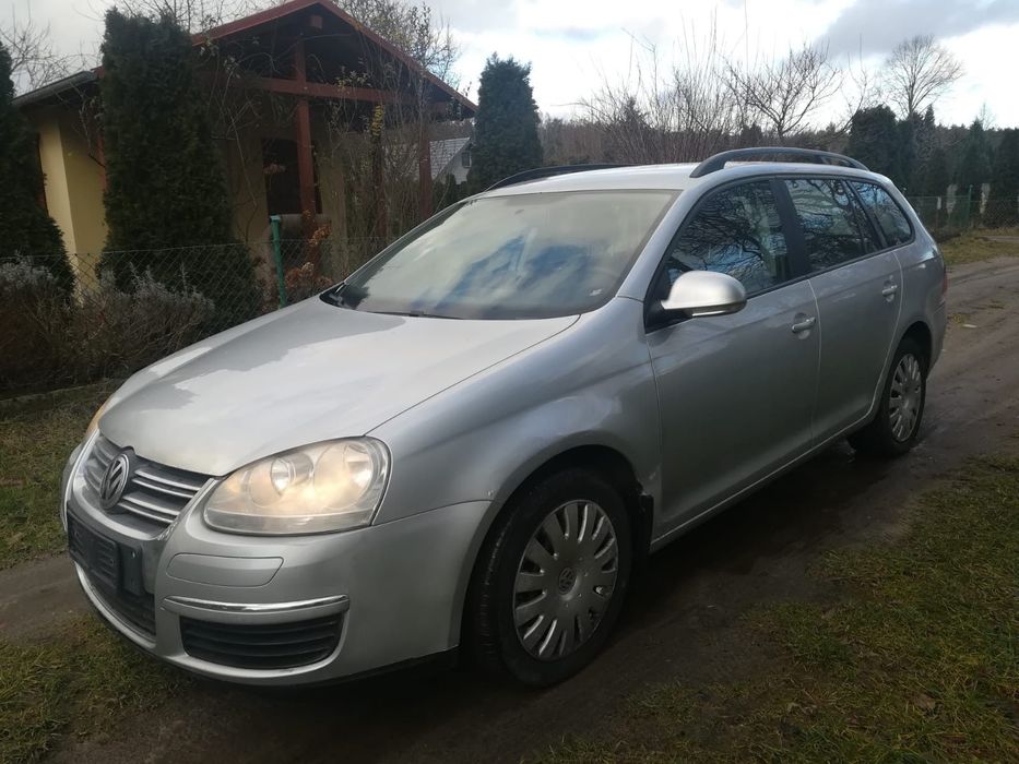 Volkswagen Golf 1.6FSi 102ps Manual Klimatyzacja El. Szyby NAJLEPSZY BENZYNOWY SILNIK