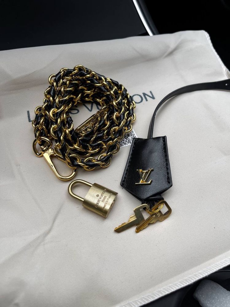 Сумка шкіряна Louis Vuitton