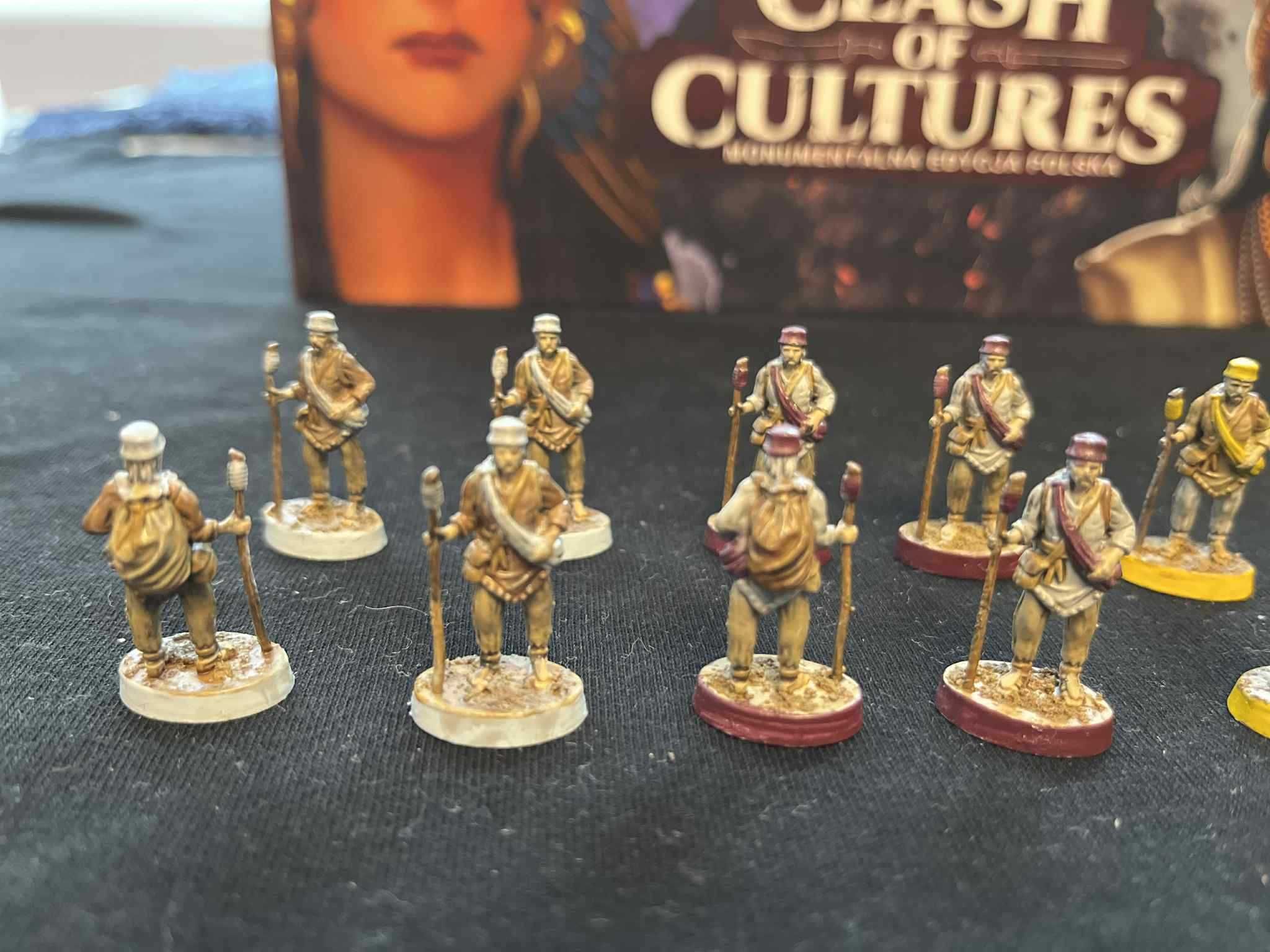 Clash of Cultures, pomalowany + insert, karty w koszulkach.