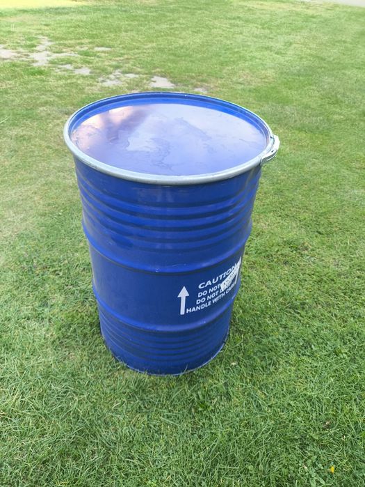 Beczki 200l metalowe zamykane, czyste