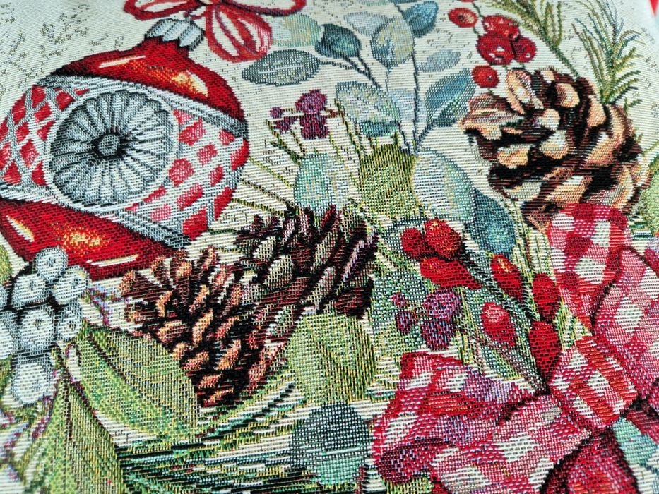 Poszewka 45x45 cm gobelinowa dekoracyjna ze stroikiem świątecznym 1320