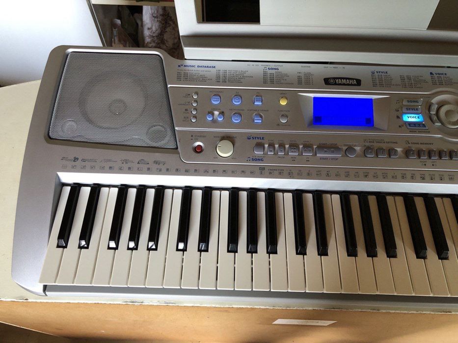 Синтезпто Yamaha psr 290