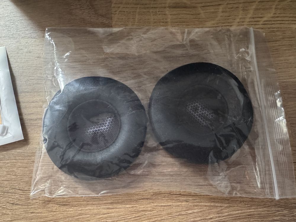 Wymienne nauszniki/ gąbki do JBL E35/ E45BT/ E45/ C45BT