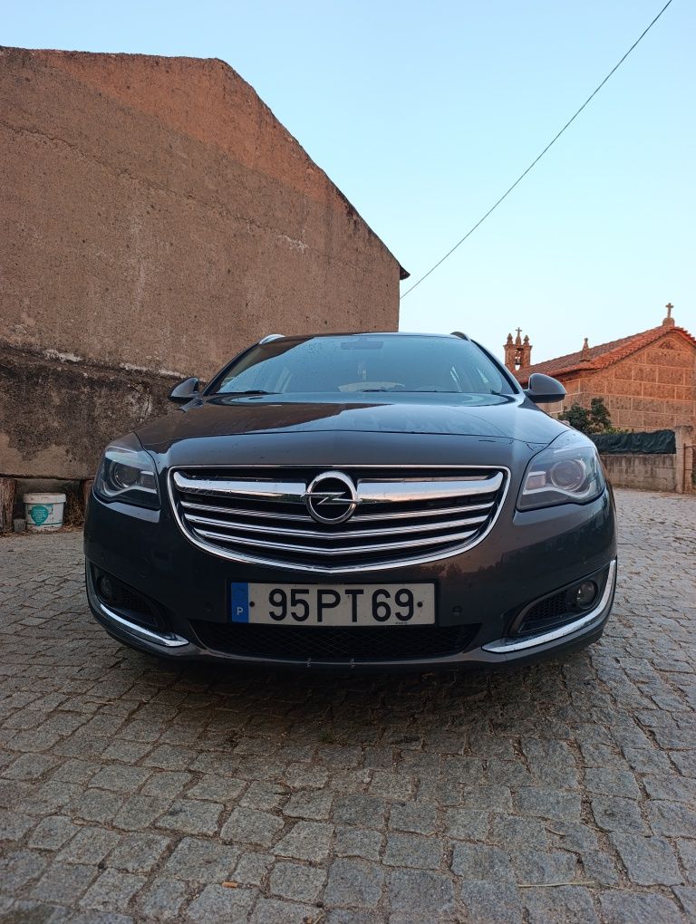 Opel Insignia 2.0 140cv