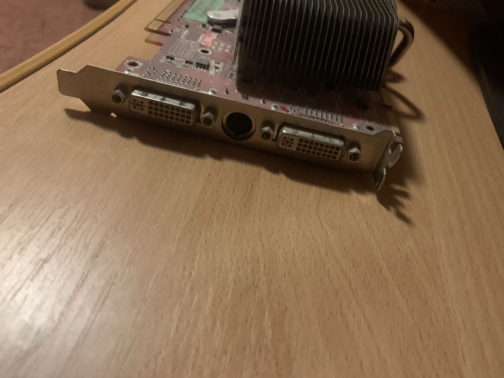 Видеокарта Sapphire HD3850 полностью исправна