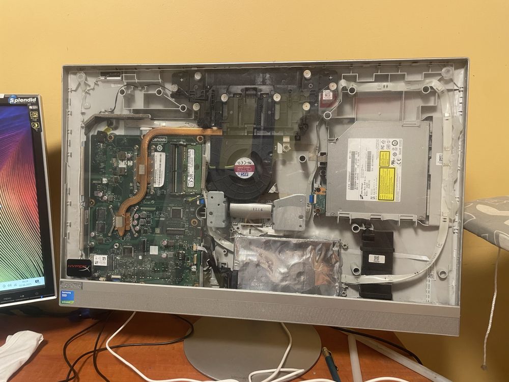 Custom Komputer AiO + Matryca, i3-6006U, 1 TB, DDR4