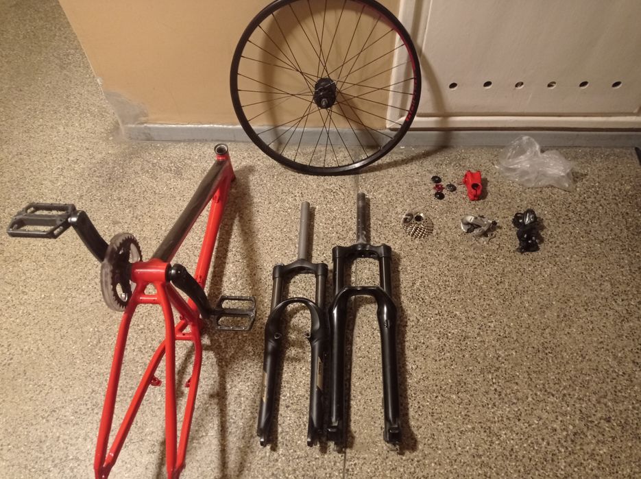 Części z dirta (rama)