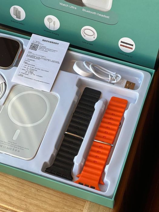 Часы+ 2 ремешка+беспроводная зарядка Watch setAND 5325