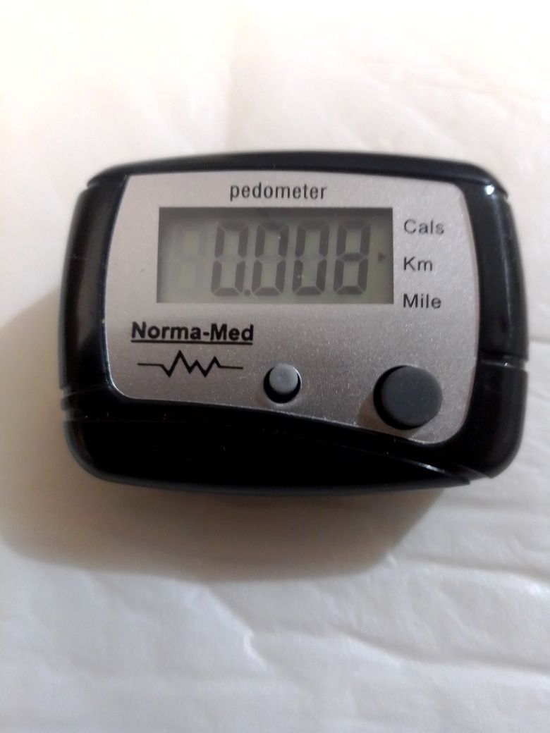 Електронный Шагометр Шагомер Norma-Med на пояс, шаги, километры, мили.