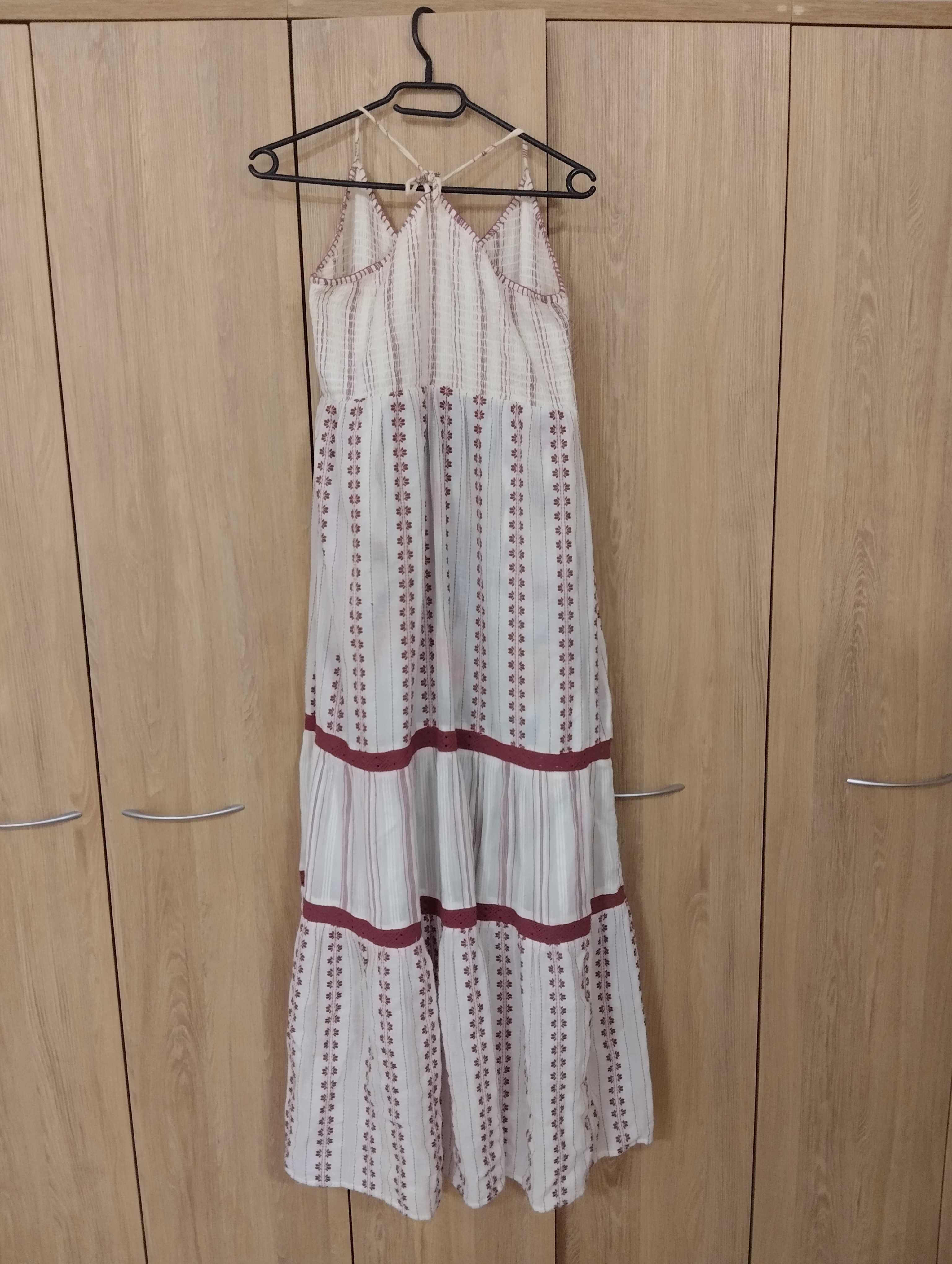 Sukienka maxi na ramiączkach
