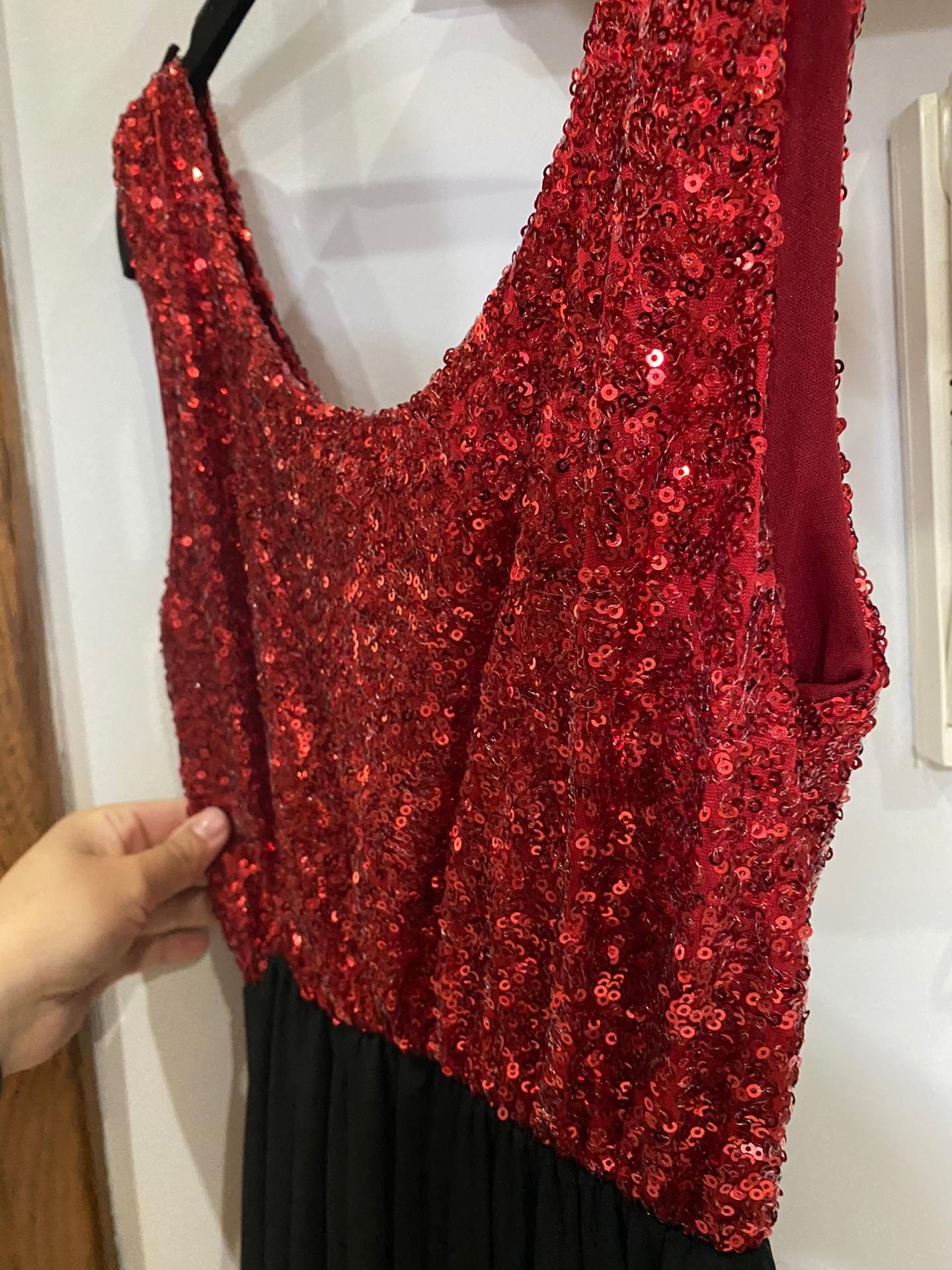 Vestido de noite com lantejoulas - vermelho ou azul