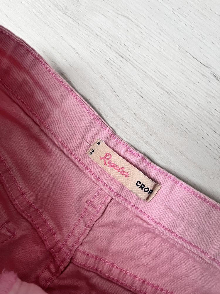 Różowe krótkie spodnie szorty S 36 cropp damskie