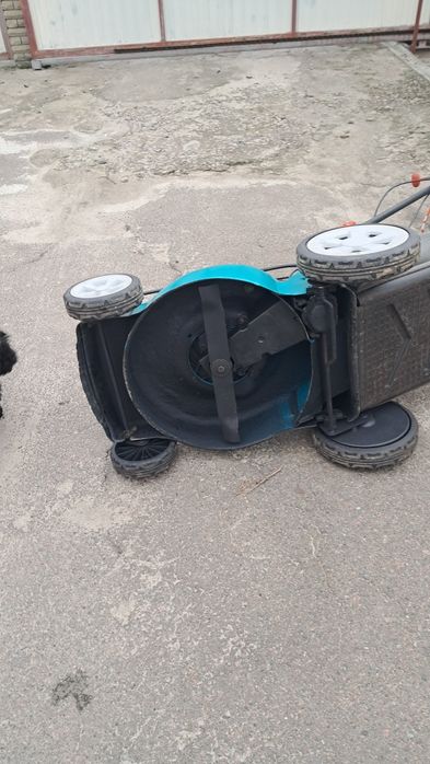 Gardena 46 VDA самохідна газонокосарка