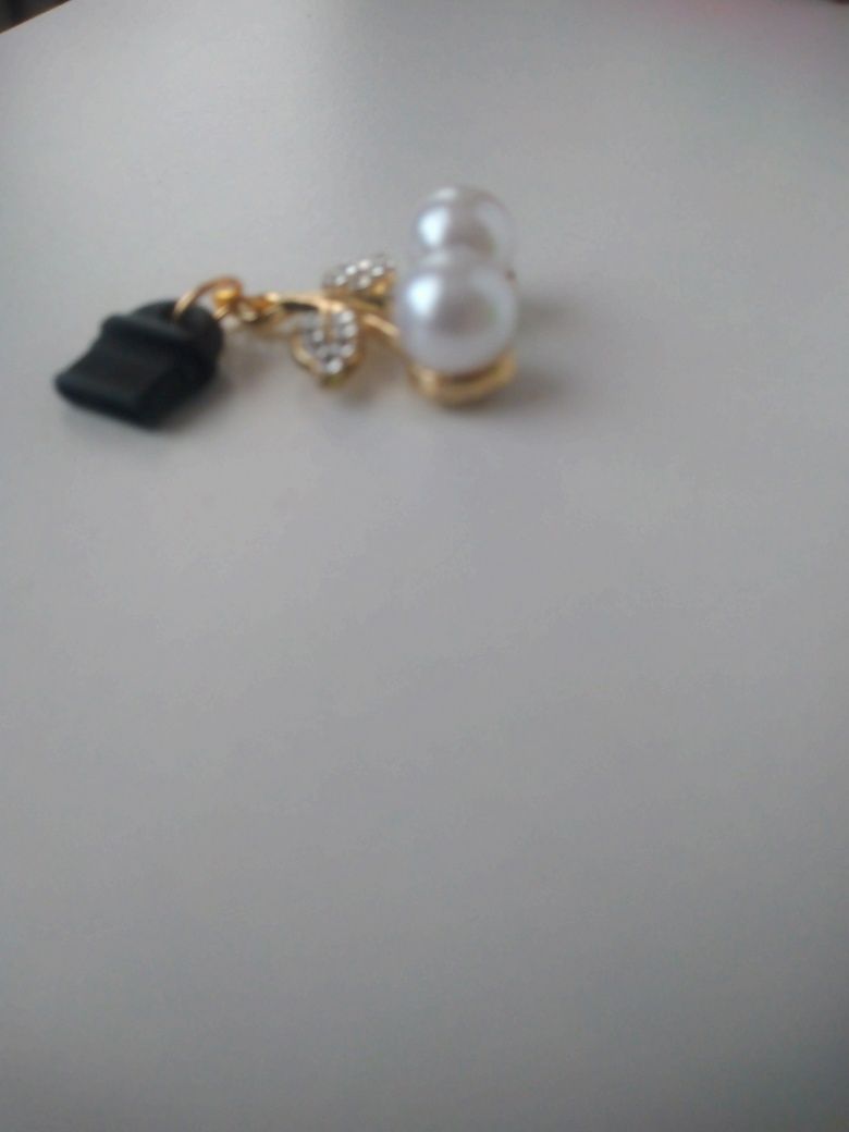 Ozdobna zawieszka typ c