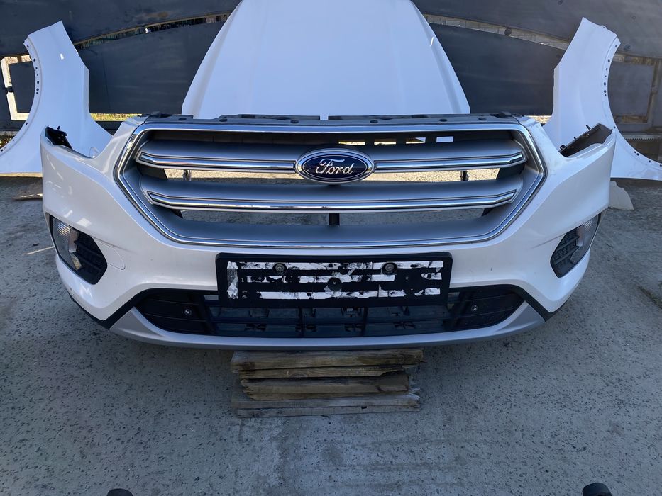 Ford Escape | Kuga 2015 - 2018 бампер, капот, крило, фара, радіатори