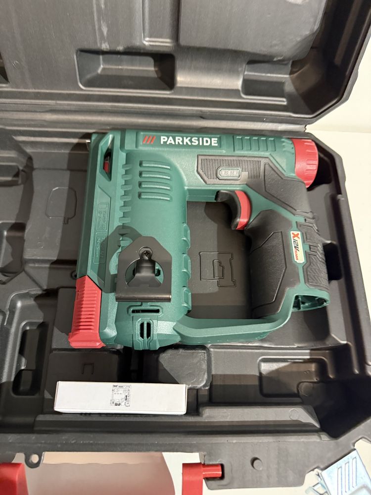 Акумуляторний степлер Parkside PAT 12 B2