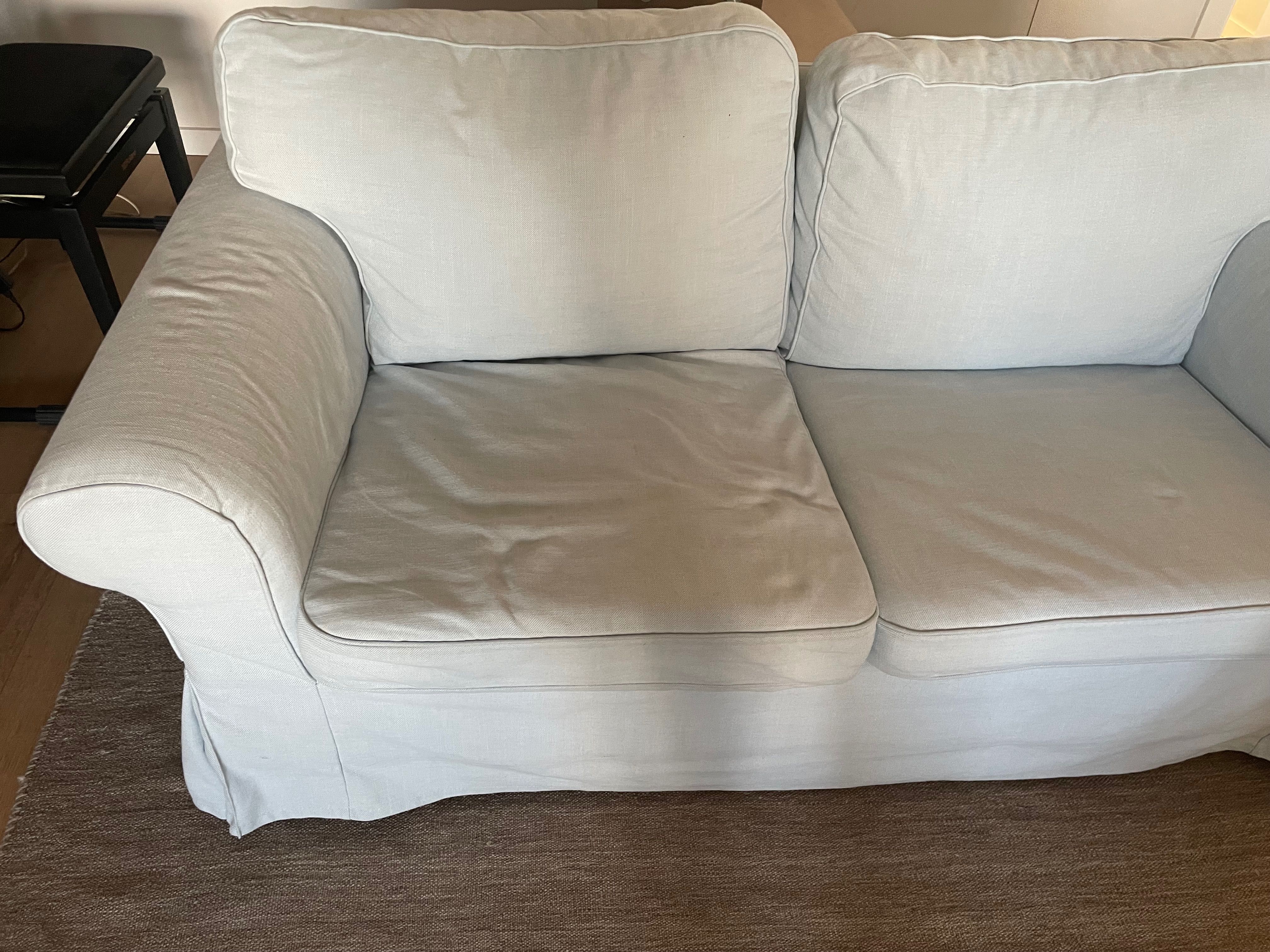 Sofá ikea azul celestial