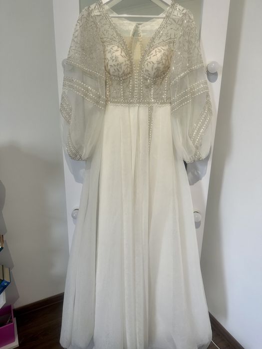 Сукня весільна 2024