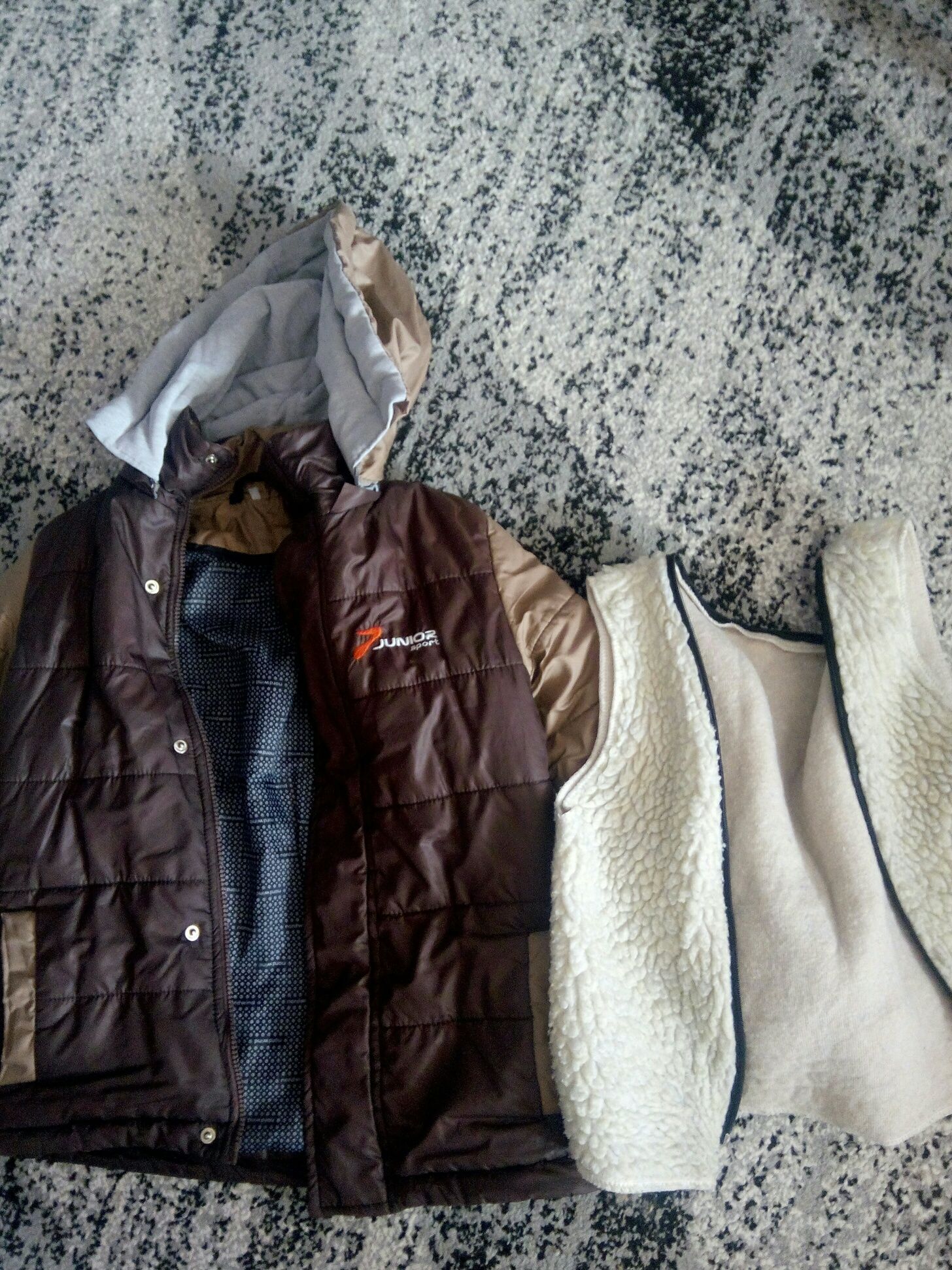 Куртка зима-весна-осінь 7-10 років з відщипною підкладкою