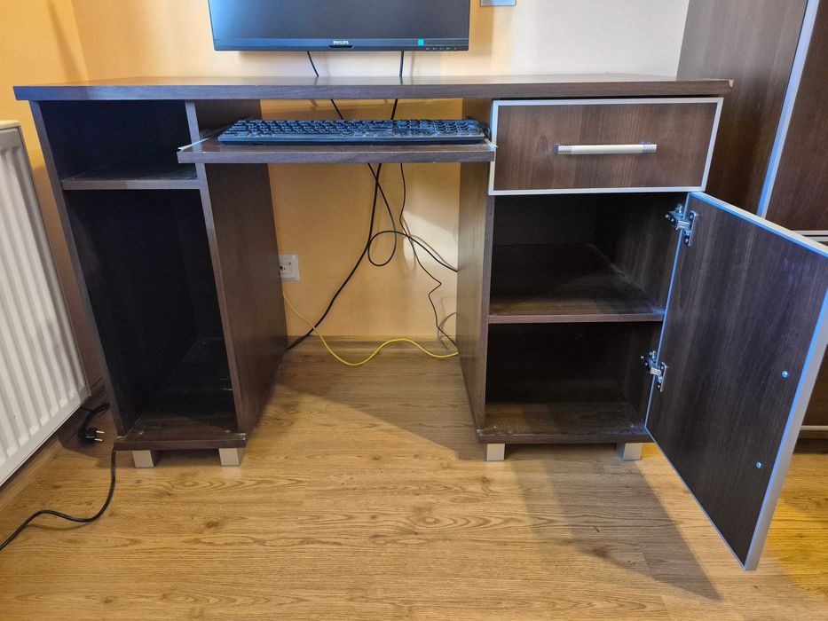 Biurko i szafa "Bodzio" - używane, stan dobry