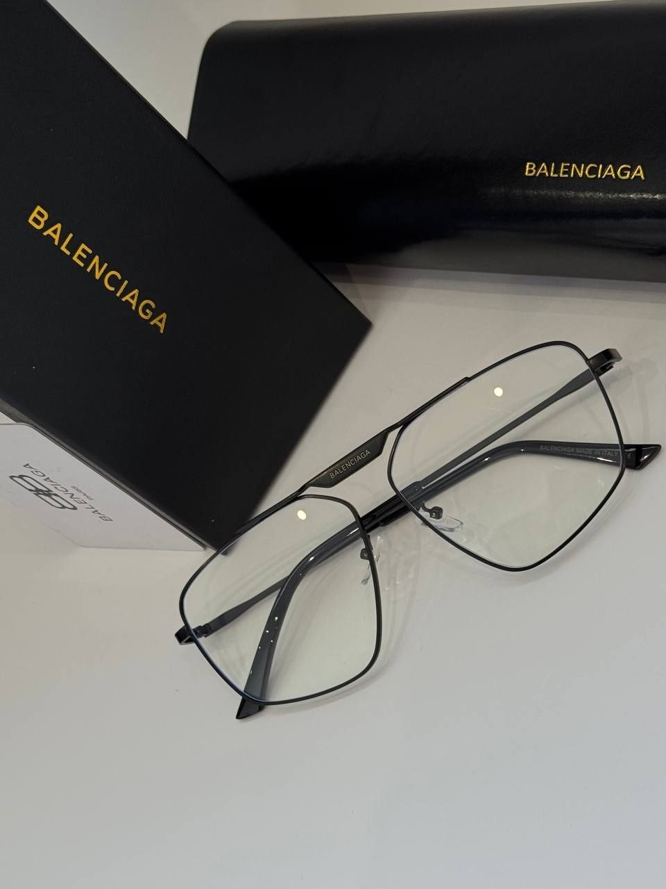 Хіт окуляри Balenciaga