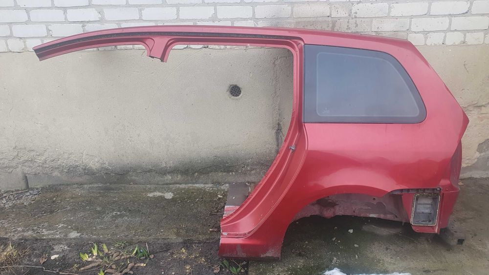 Четверть до Peugeot 307 SW
