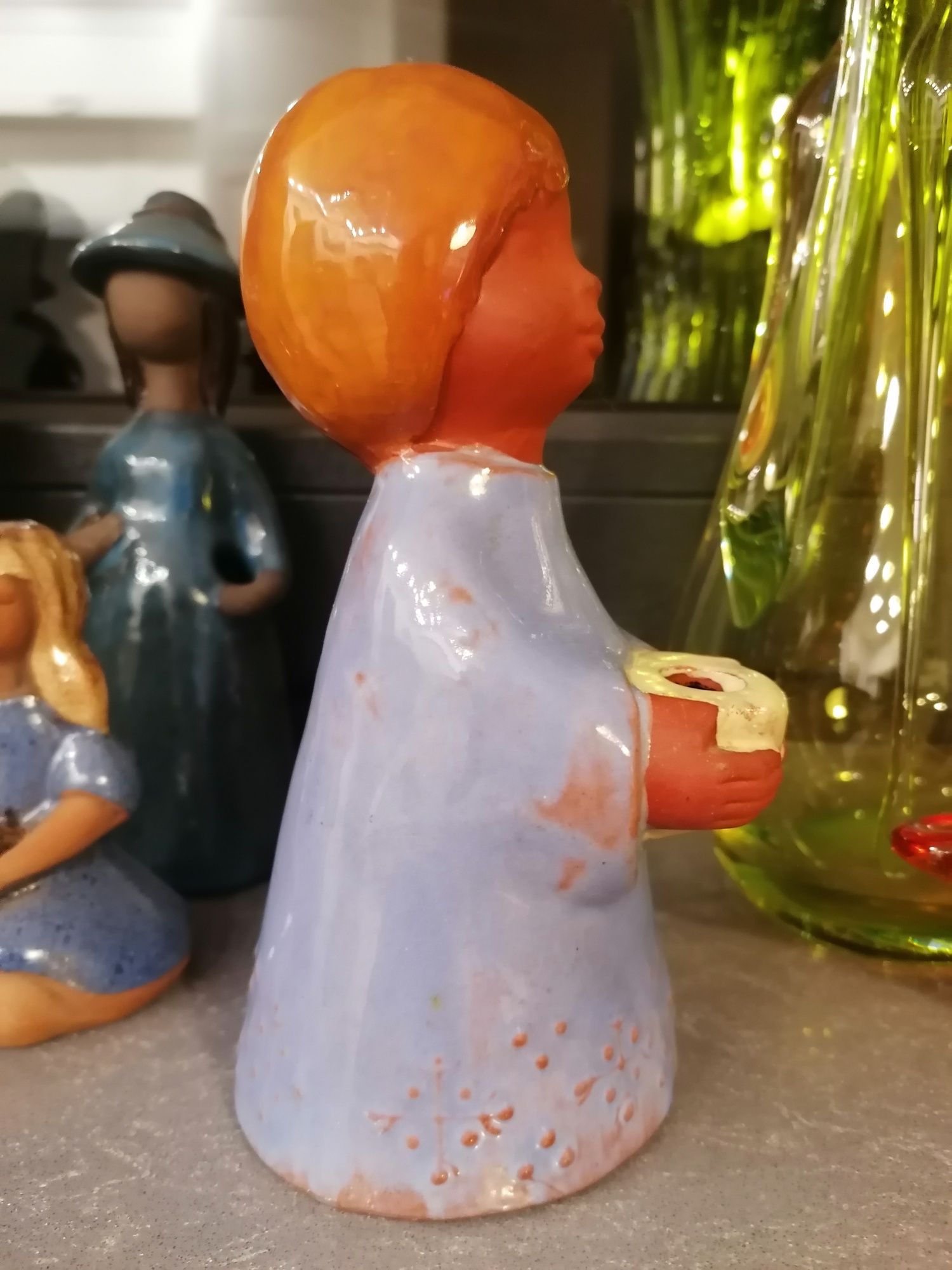 Figurka dziewczynki - wazonik  ceramika Goebel lata 60-te XXw.