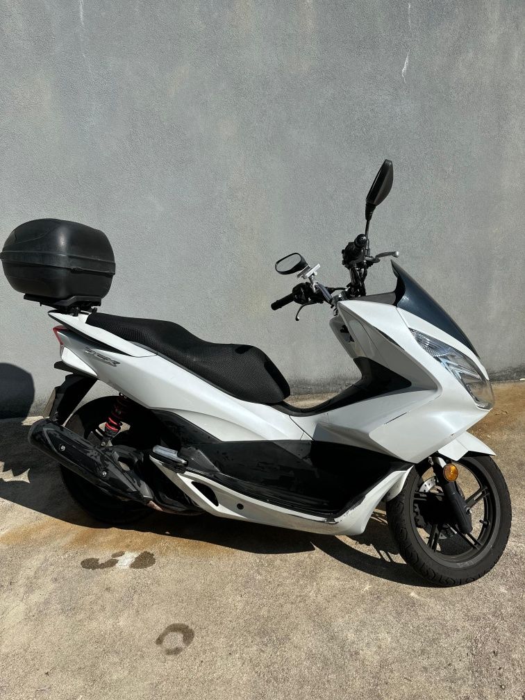 HONDA PCX 125CC 2017