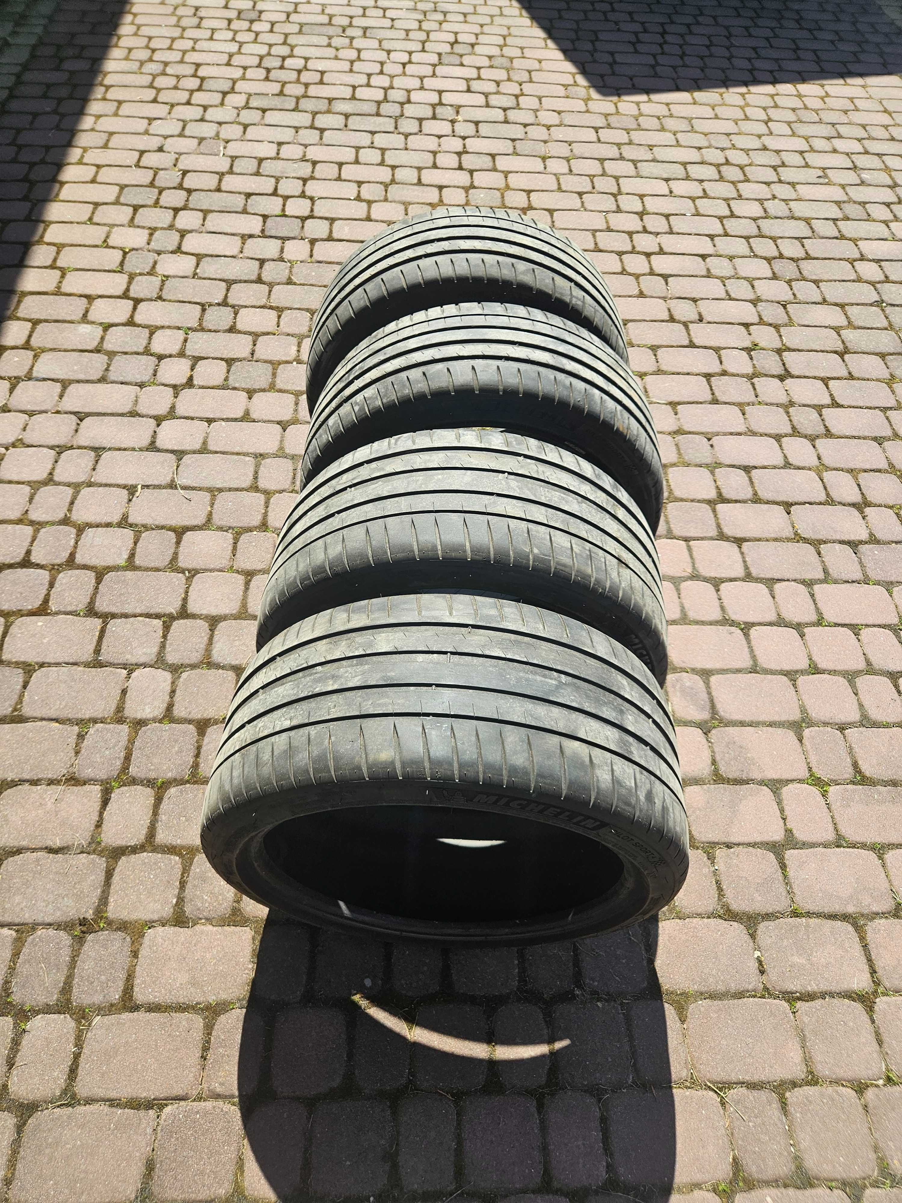 Michelin Pilot Sport 4 - 245/35 (2 szt.), 225/40 (2 szt.) R18