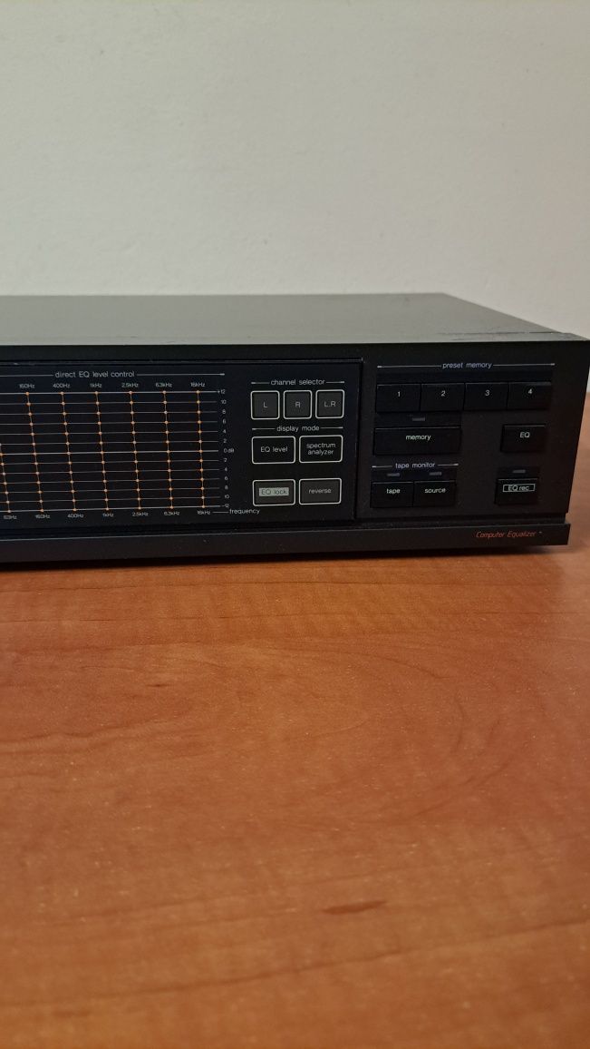 Equalizer Technics SH 8046