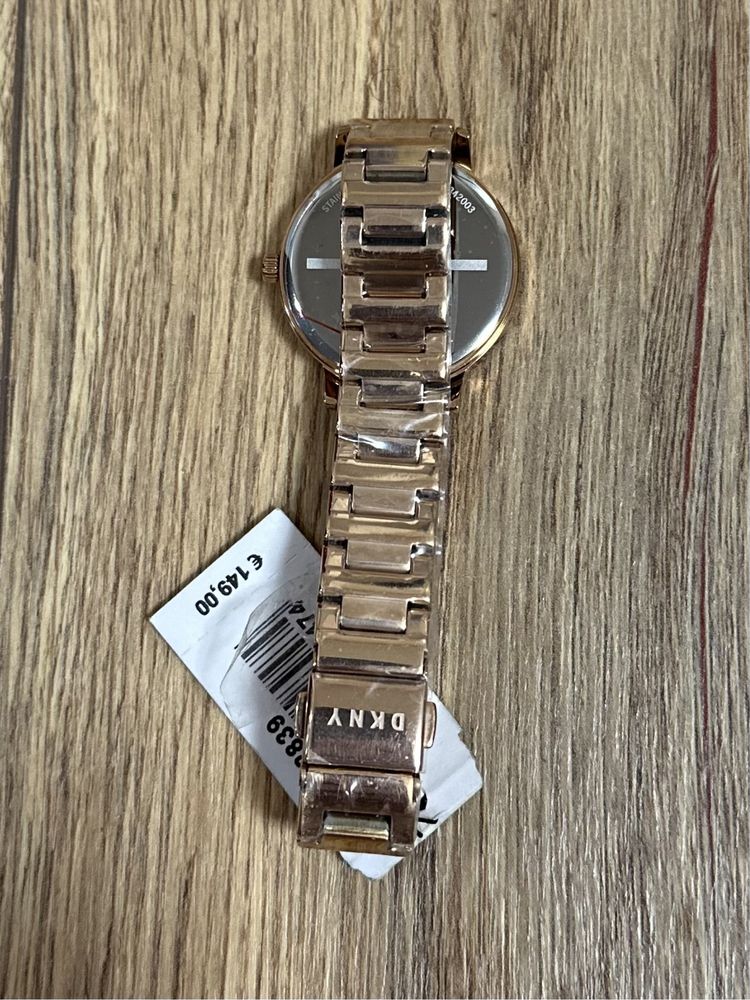Часы женские DKNY NY2839